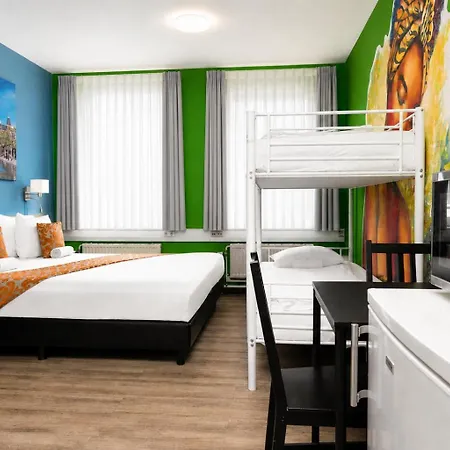 Amsterdam Teleport Hotel-3